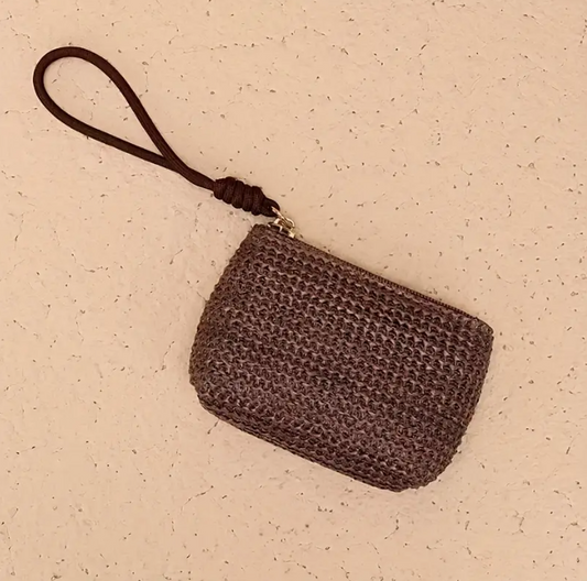 Mini pochette tressée écrue avec dragonne